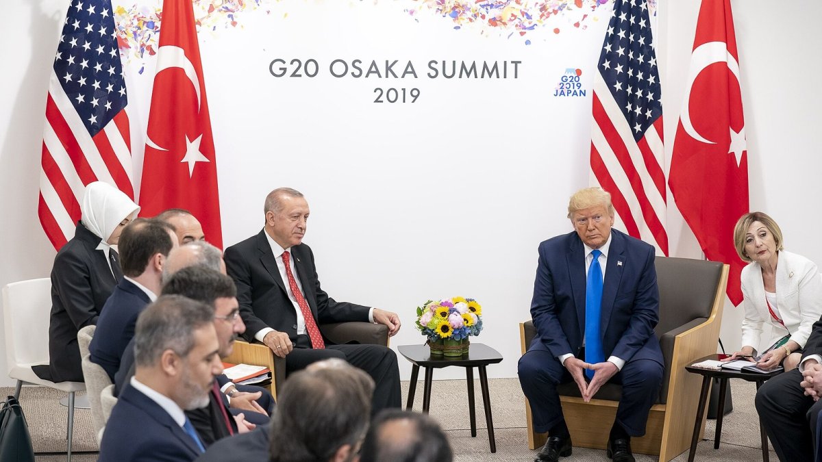 Trump signals CAATSA relief for Türkiye but stops short of a formal decision