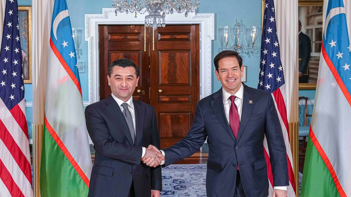 Rubio lands in Samarkand with 200 US executives as Washington courts Central Asia